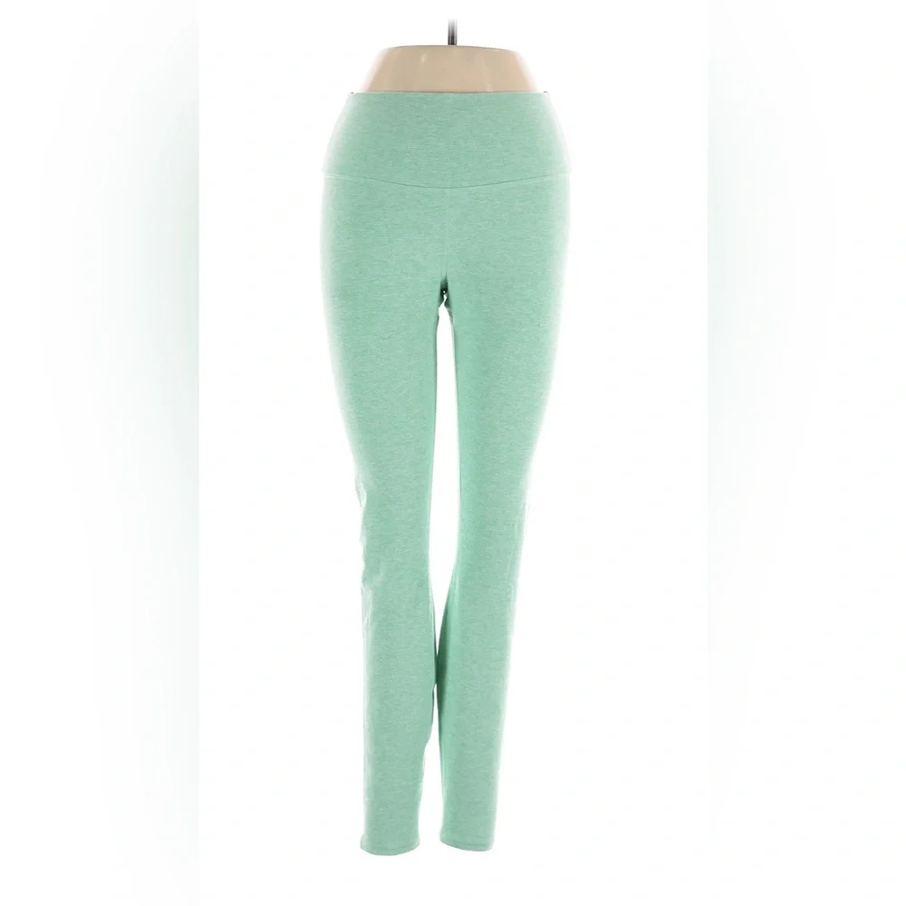 Alo Yoga Limited Edition Mint Green Airlift Leggings